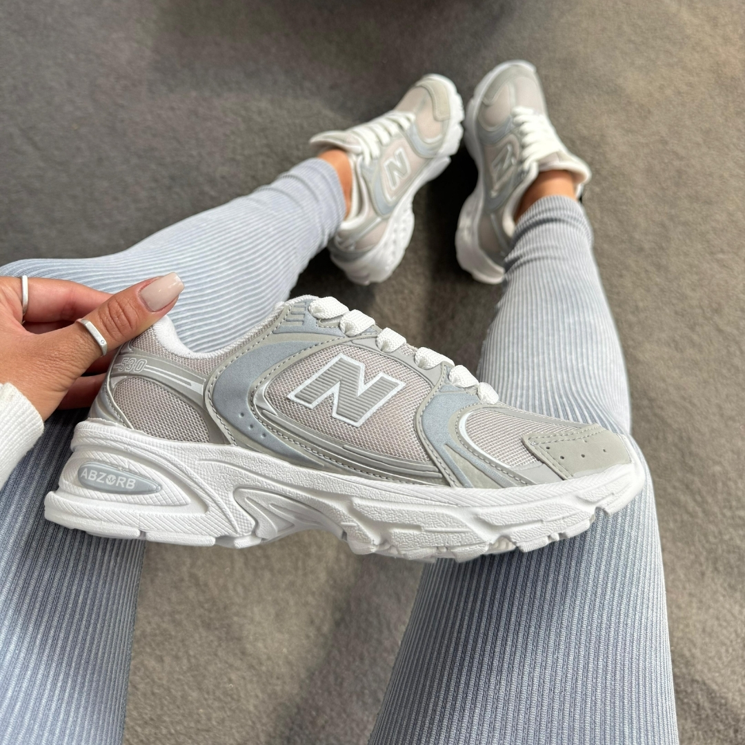 Produto: NEW BALANCE 530 ABZORB